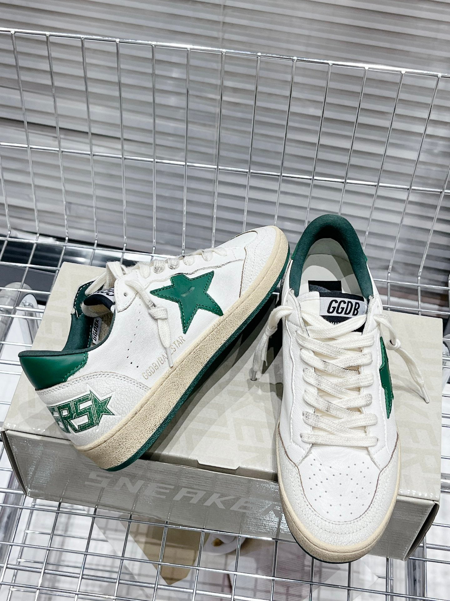 Golden Goose ball stars blanche et verte